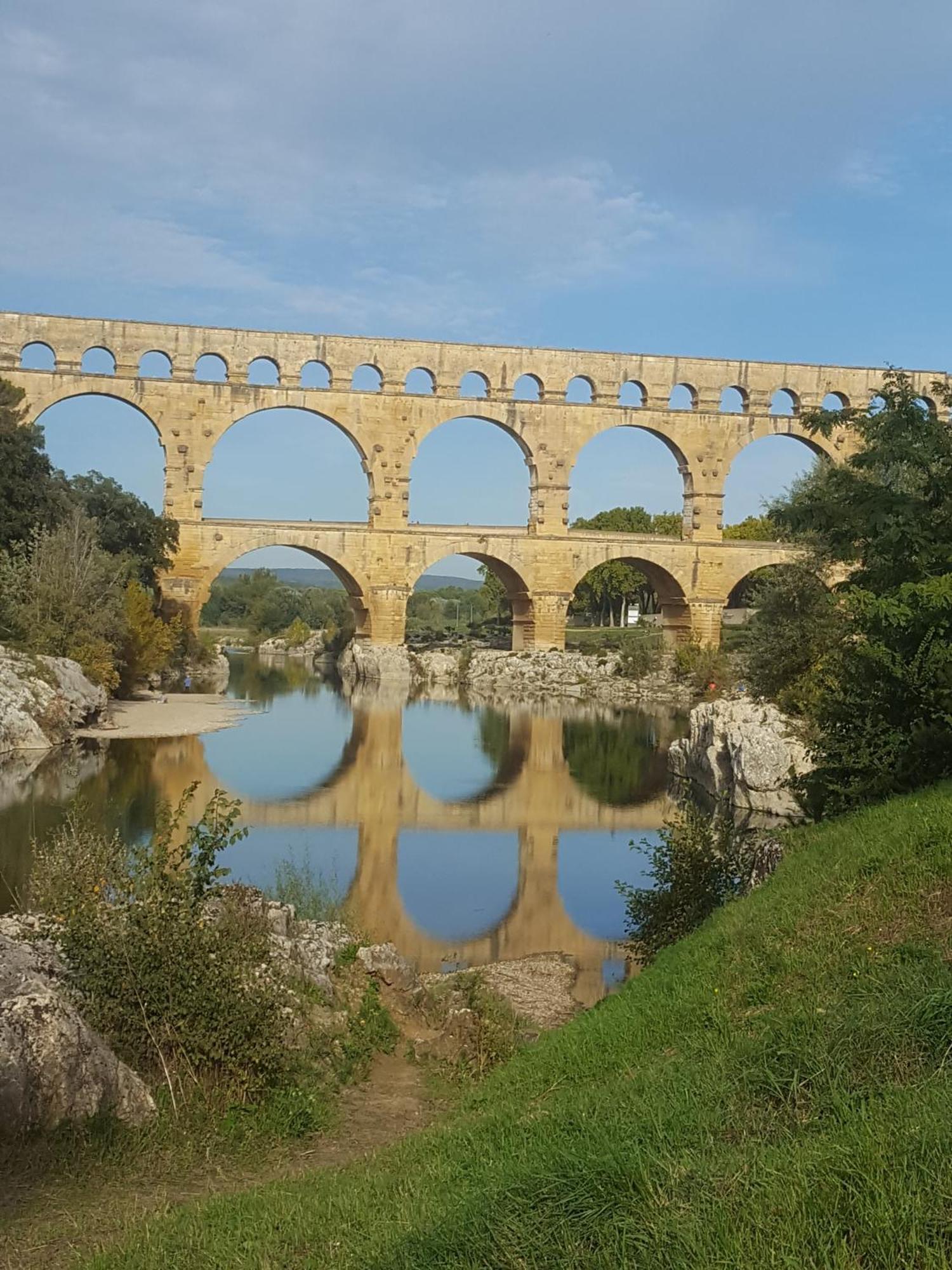 Studio Pont Du Gard Sernhac Luaran gambar